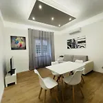 Vatican Oasis Apartament *